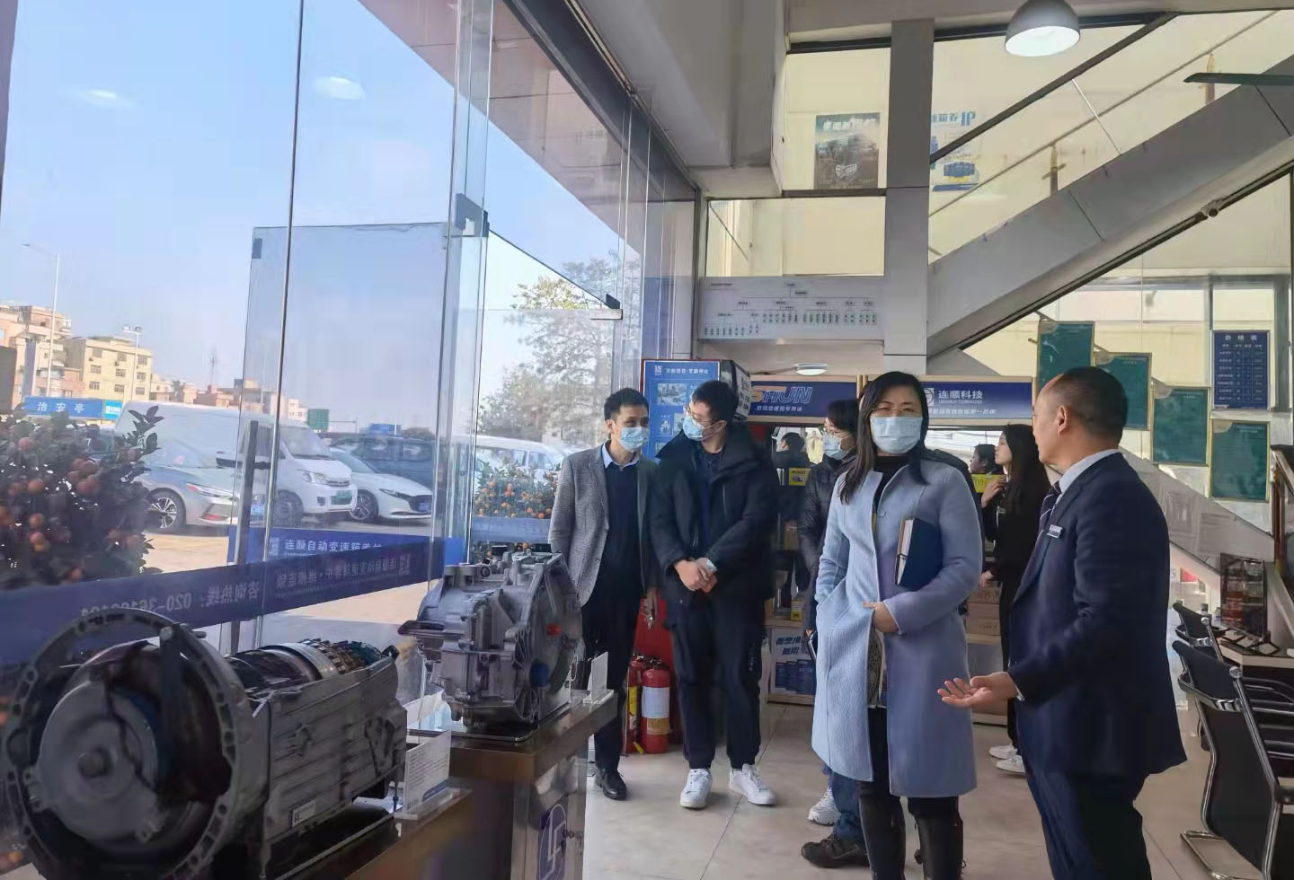 廣州市工信局齊健婷處長、王謙副處長、李伯準一級主任科員及區科工信局來我司考察指導工作 